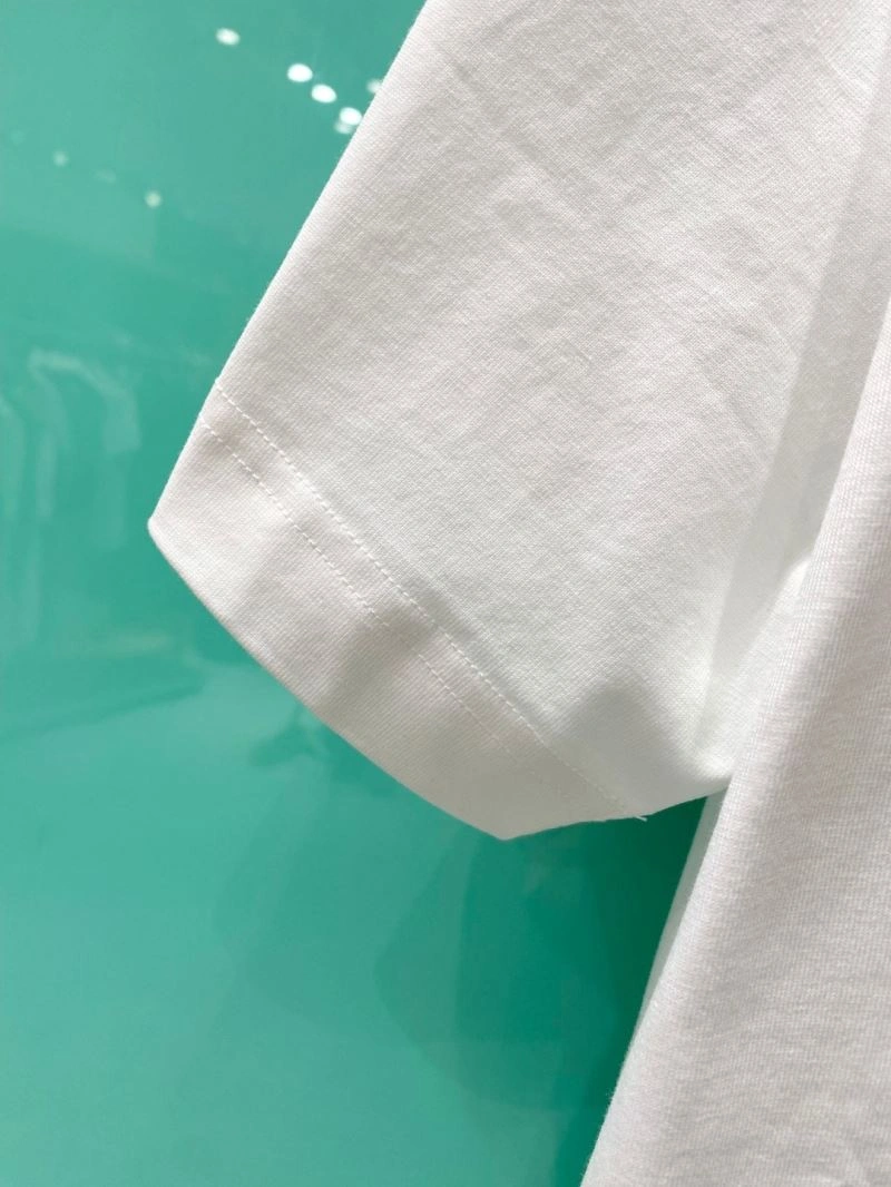 Stylish Louis Vuitton T-Shirts 135655