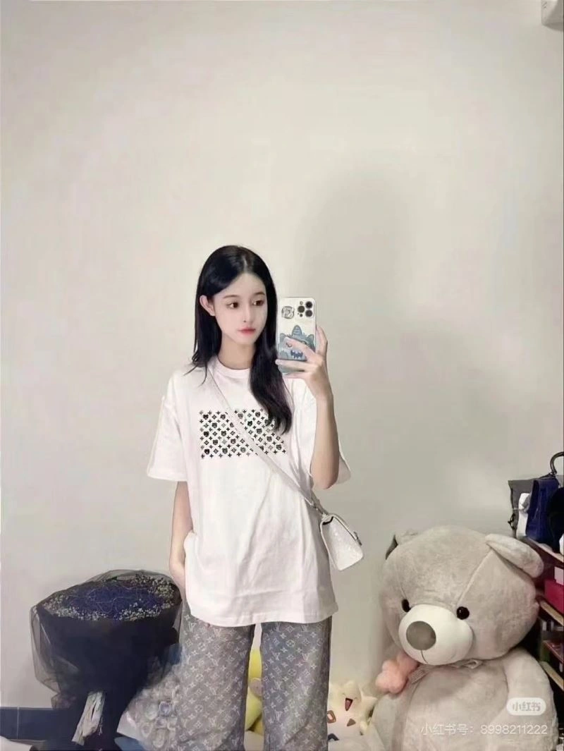 SoftTouch Louis Vuitton T-Shirts 135657