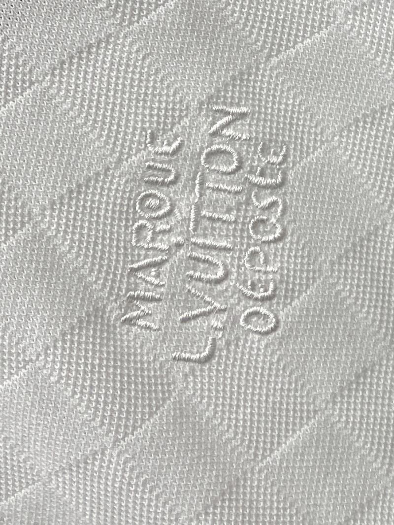 Unique Louis Vuitton T-Shirts 135653