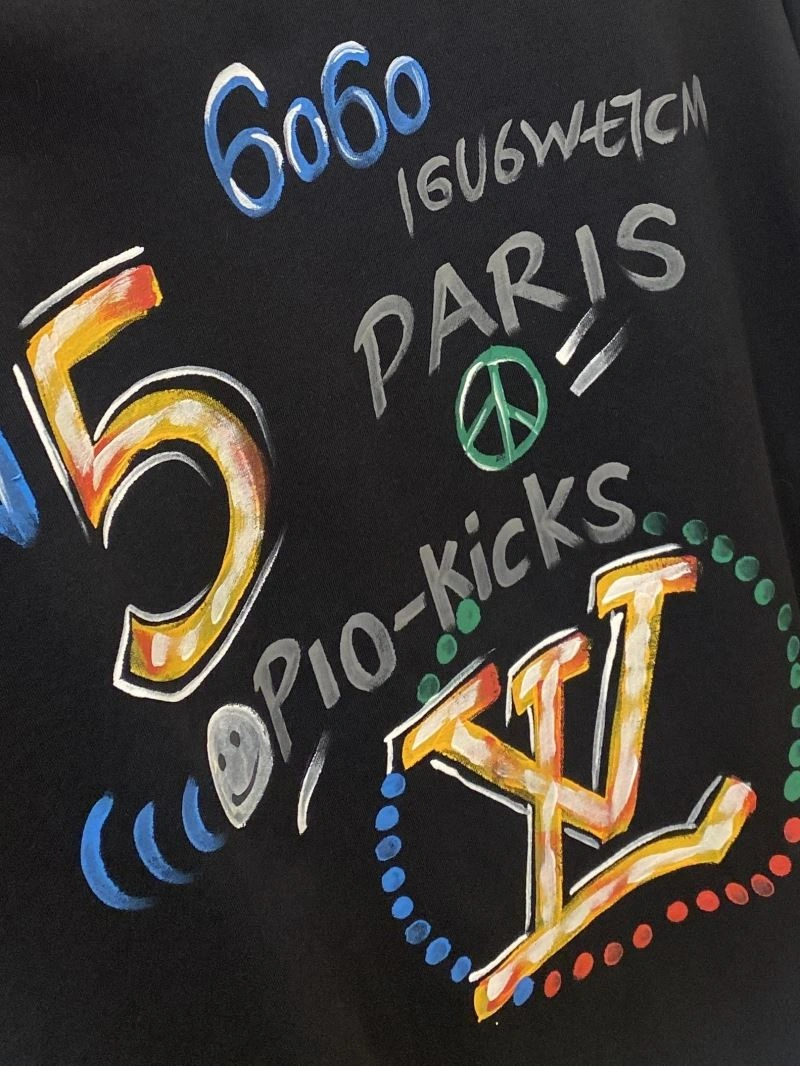 Lightweight Louis Vuitton T-Shirts 135658