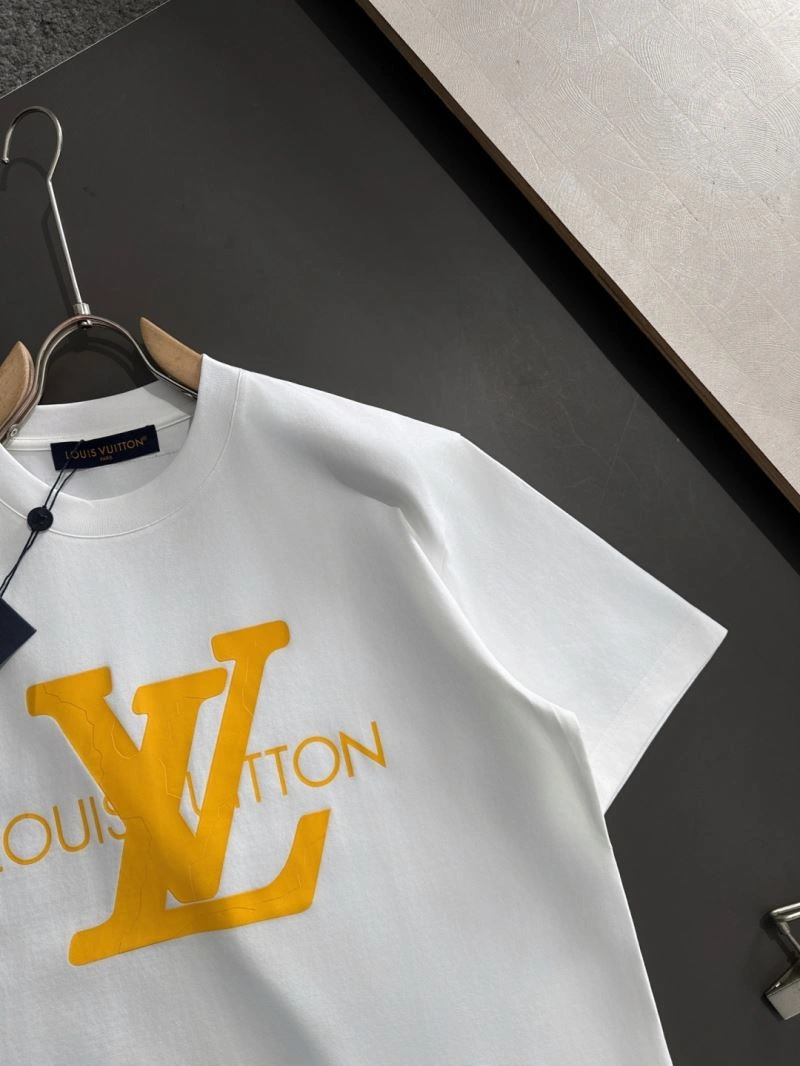 ZipUp Louis Vuitton T-Shirts 135632