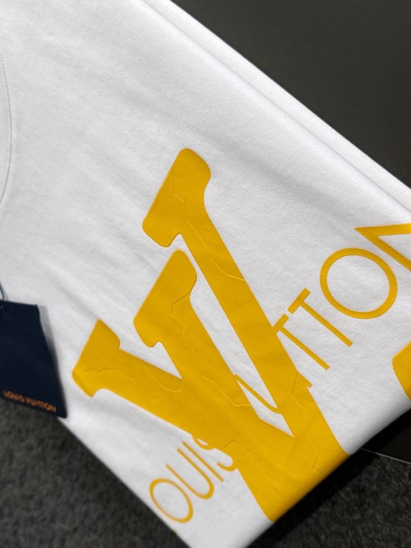ZipUp Louis Vuitton T-Shirts 135632