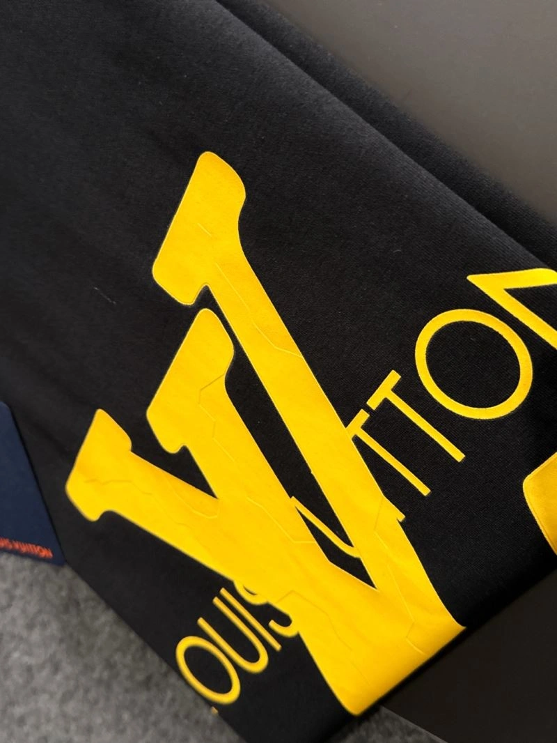 BestValue Louis Vuitton T-Shirts 135646