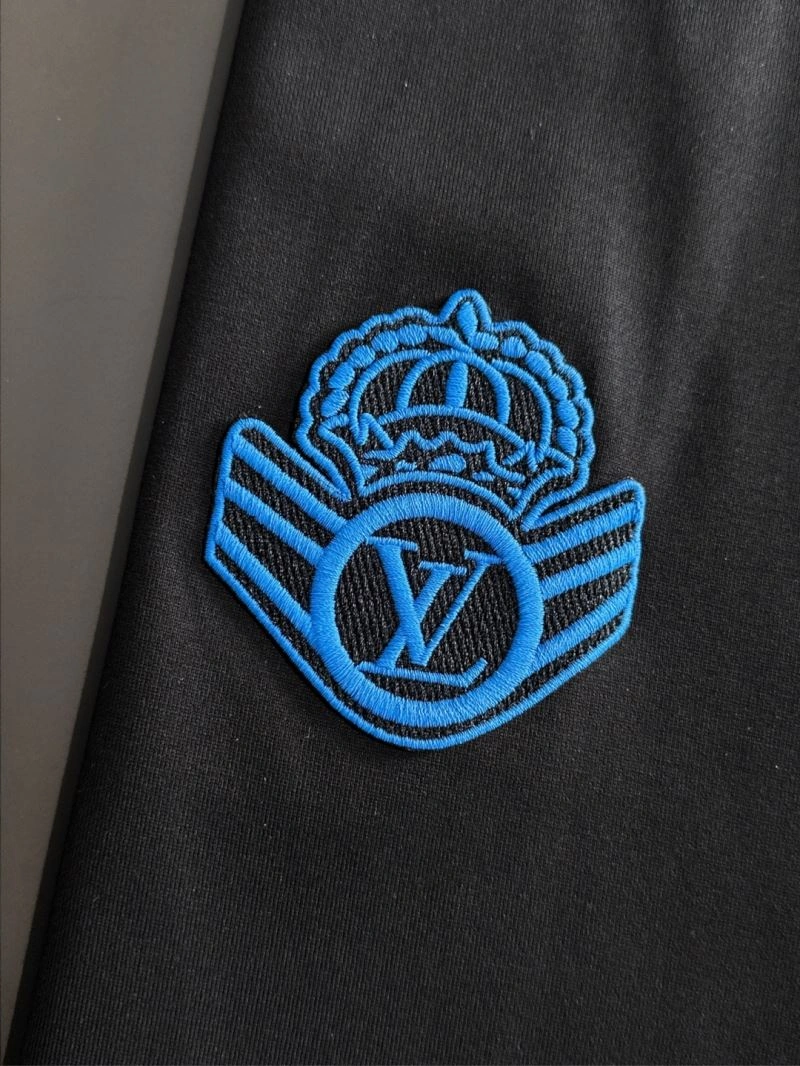 Sophisticated Louis Vuitton T-Shirts 135644