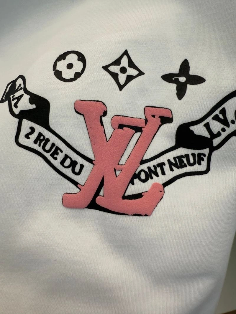 Youthful Louis Vuitton T-Shirts 135631