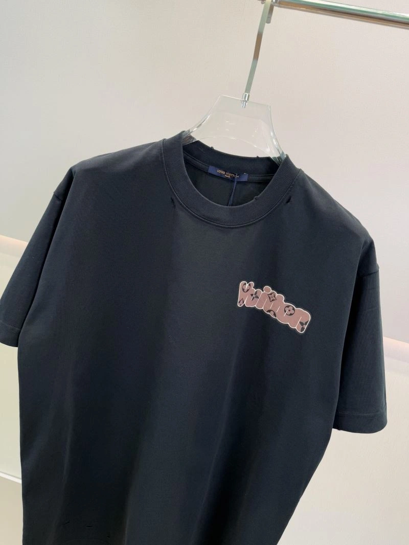 Fashionable Louis Vuitton T-Shirts 135629