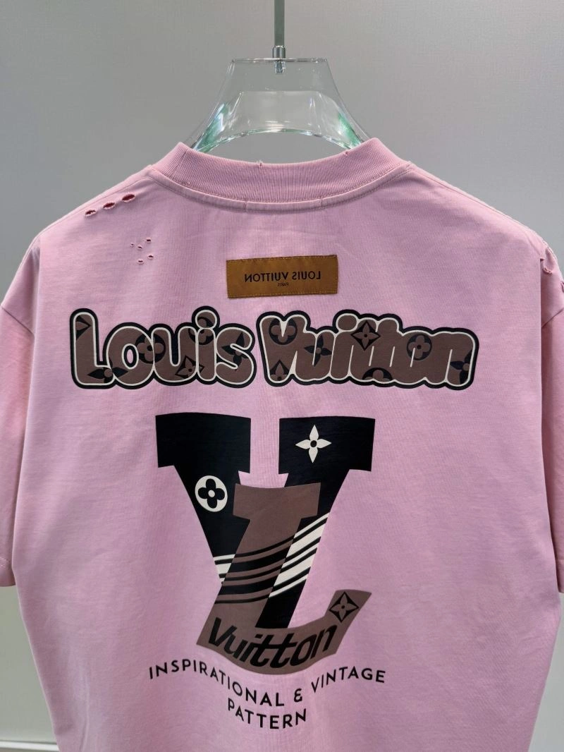 ComfortFit Louis Vuitton T-Shirts 135630