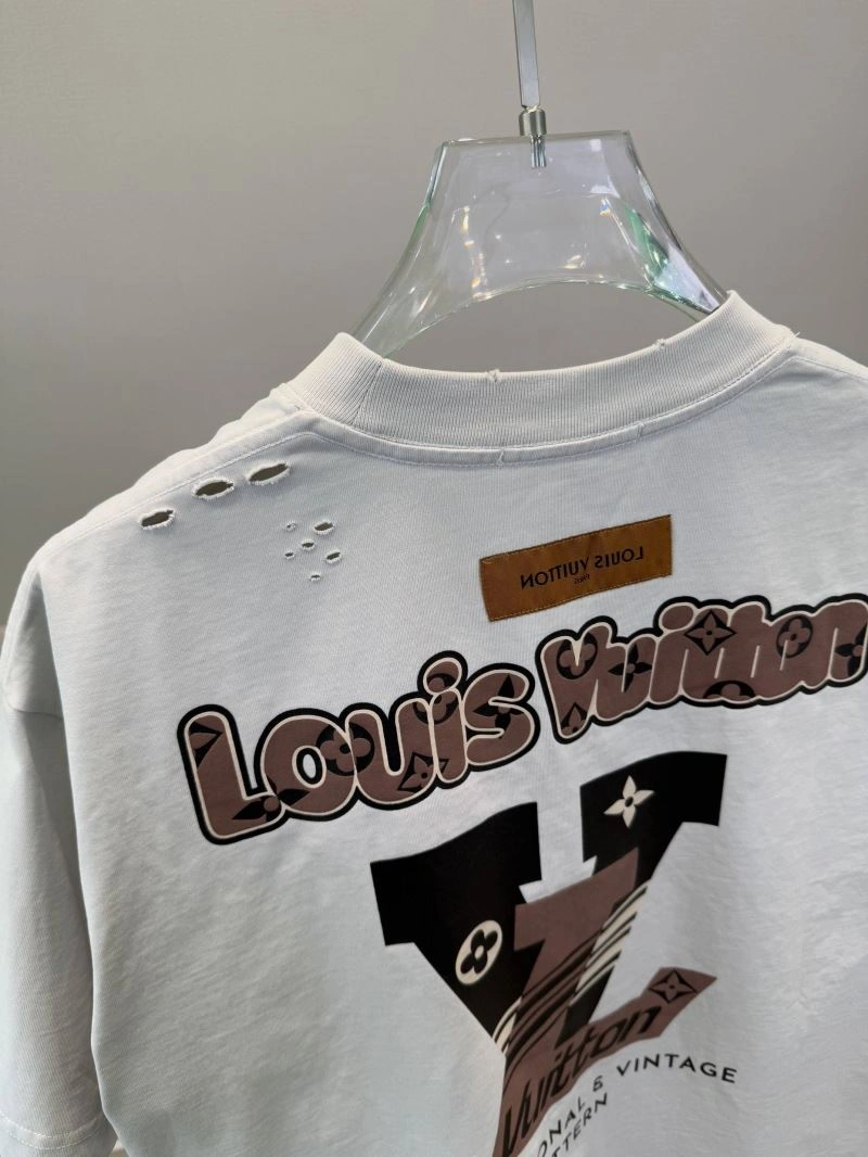 Louis Vuitton T-Shirts Refined 135628