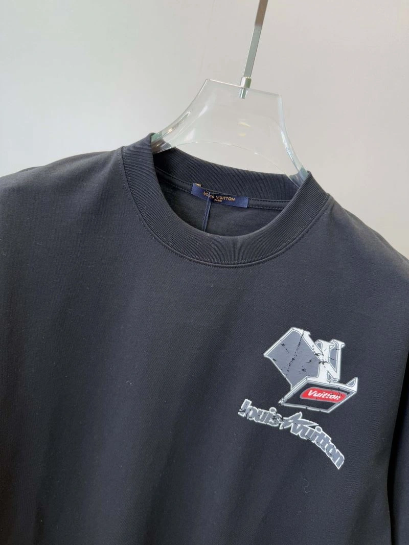 Louis Vuitton T-Shirts UrbanStyle 135627