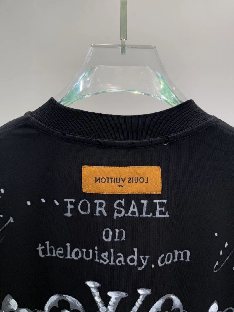 Modern Louis Vuitton T-Shirts 135621