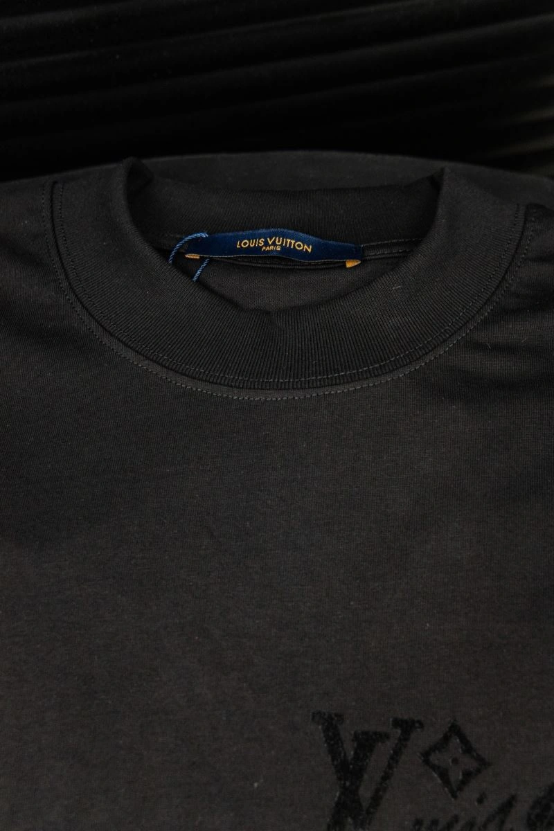 Louis Vuitton T-Shirts WellDesigned 135605