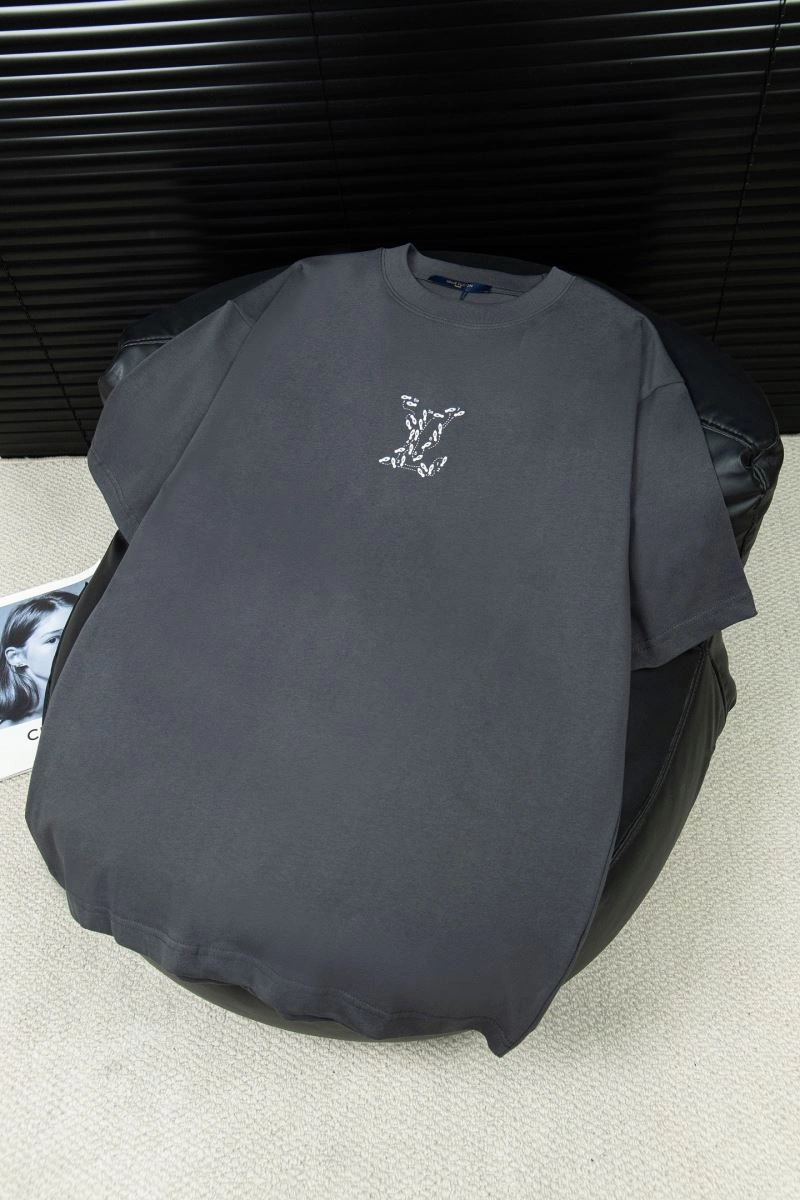 Upgraded Louis Vuitton T-Shirts 135599