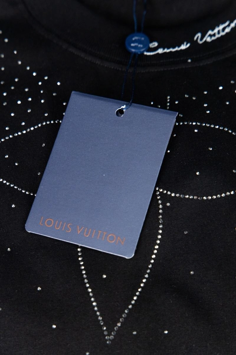 Lightweight Louis Vuitton T-Shirts 135600