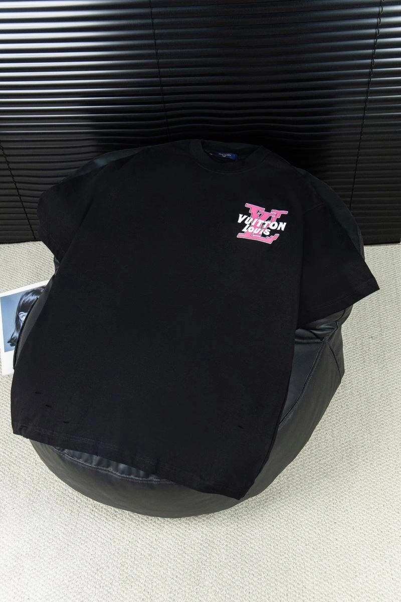 Louis Vuitton T-Shirts Durable 135614