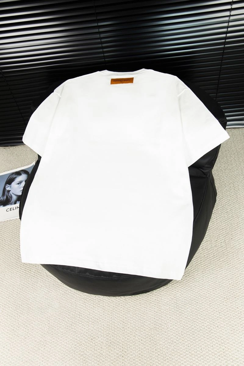Louis Vuitton T-Shirts Modern 135610