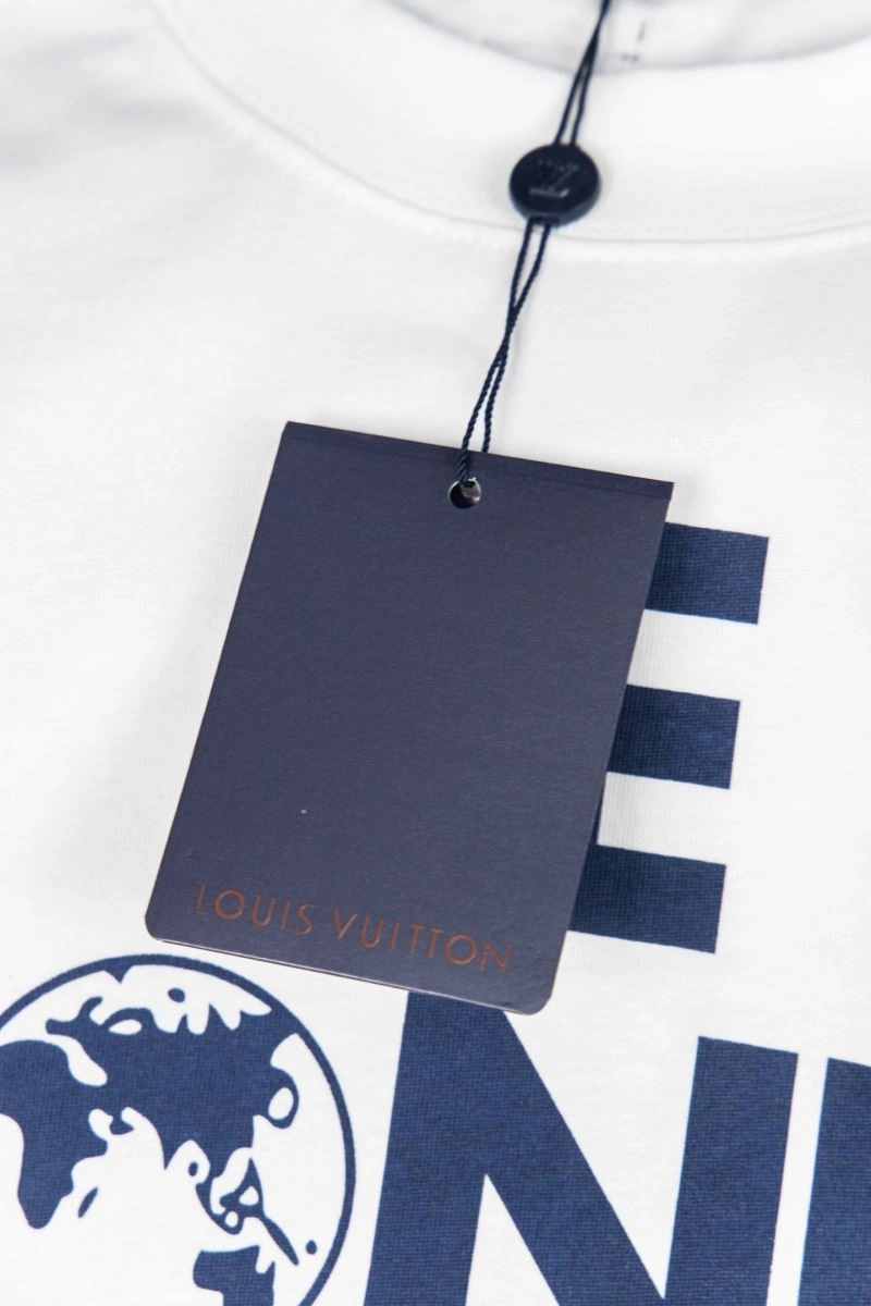 SoftTouch Louis Vuitton T-Shirts 135609