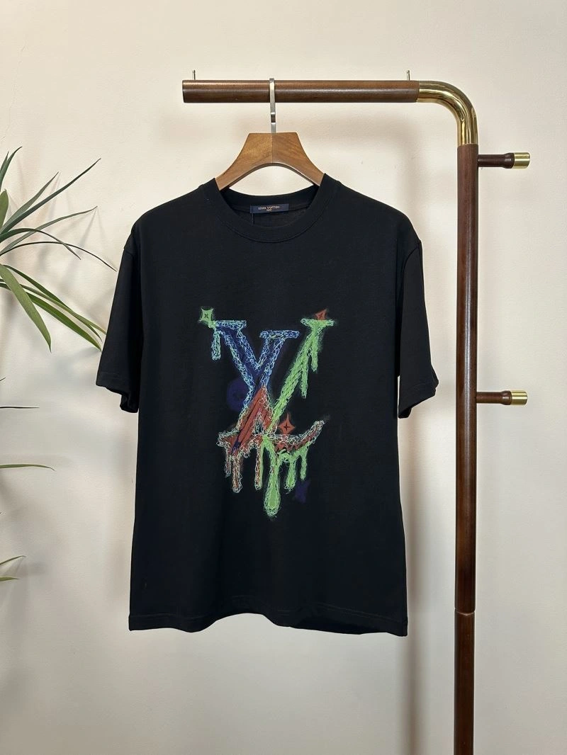 Upgraded Louis Vuitton T-Shirts 135606