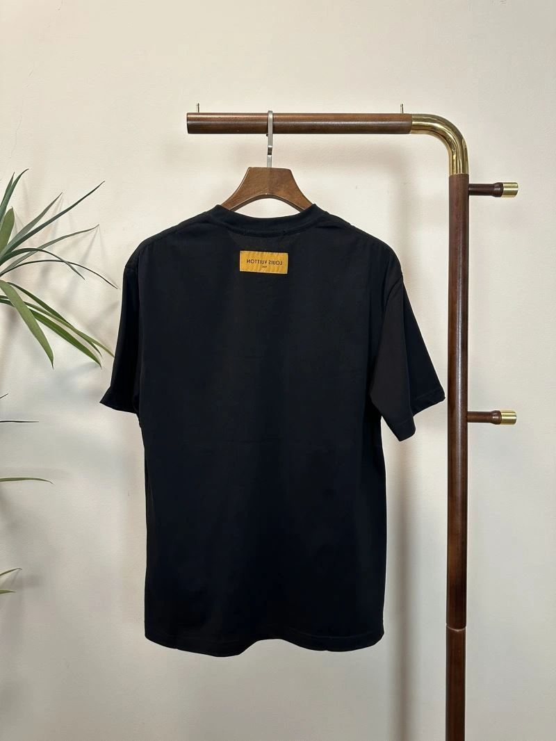 Louis Vuitton T-Shirts HighPerformance 135612