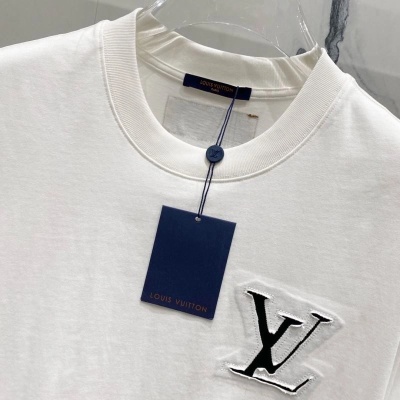 Louis Vuitton T-Shirts TechFriendly 135598