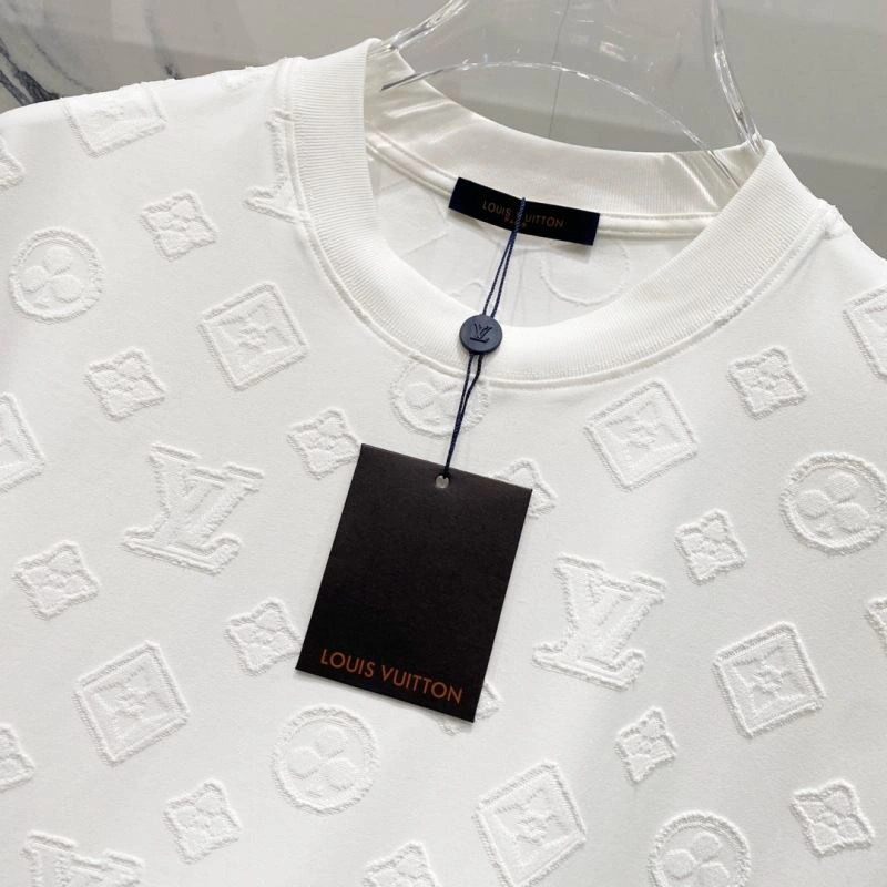 Casual Louis Vuitton T-Shirts 135595