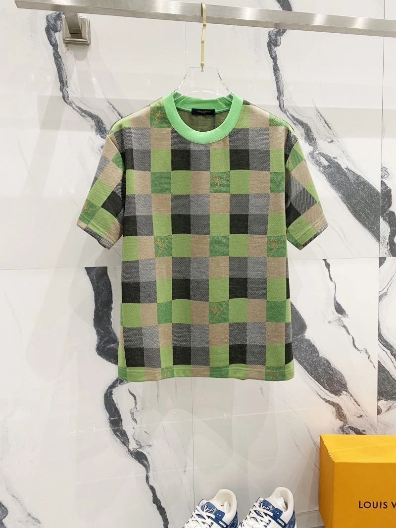 Seasonal Louis Vuitton T-Shirts 135613