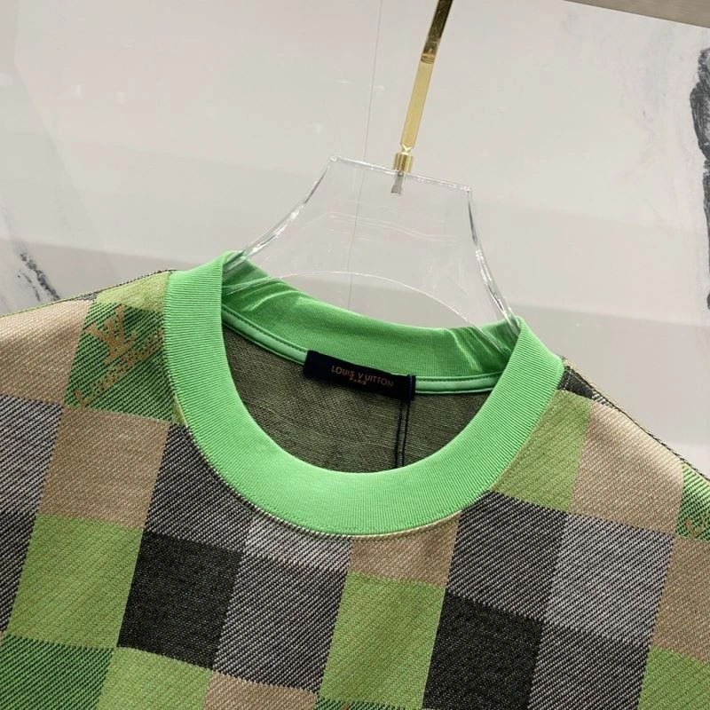 Seasonal Louis Vuitton T-Shirts 135613