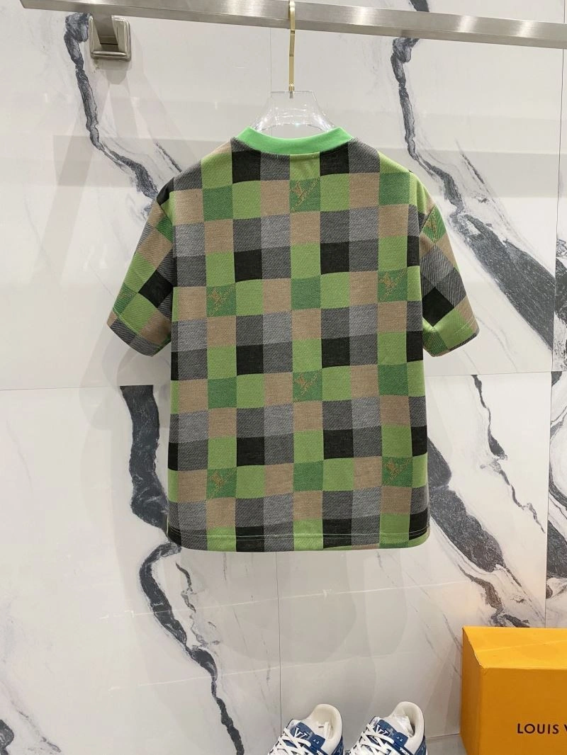 Seasonal Louis Vuitton T-Shirts 135613