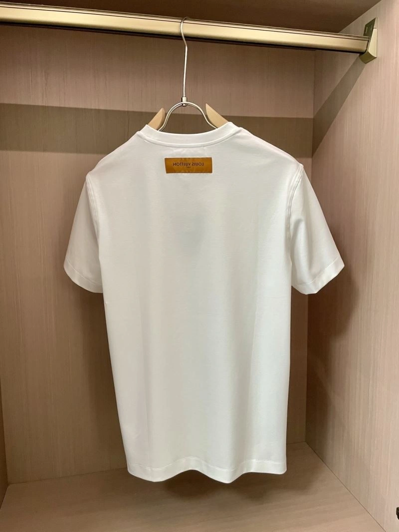 Louis Vuitton T-Shirts Sporty 135588
