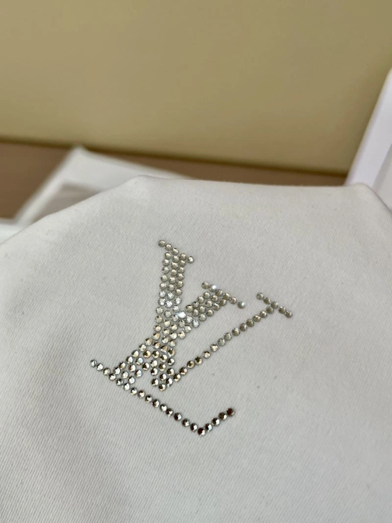 Louis Vuitton T-Shirts Sporty 135588