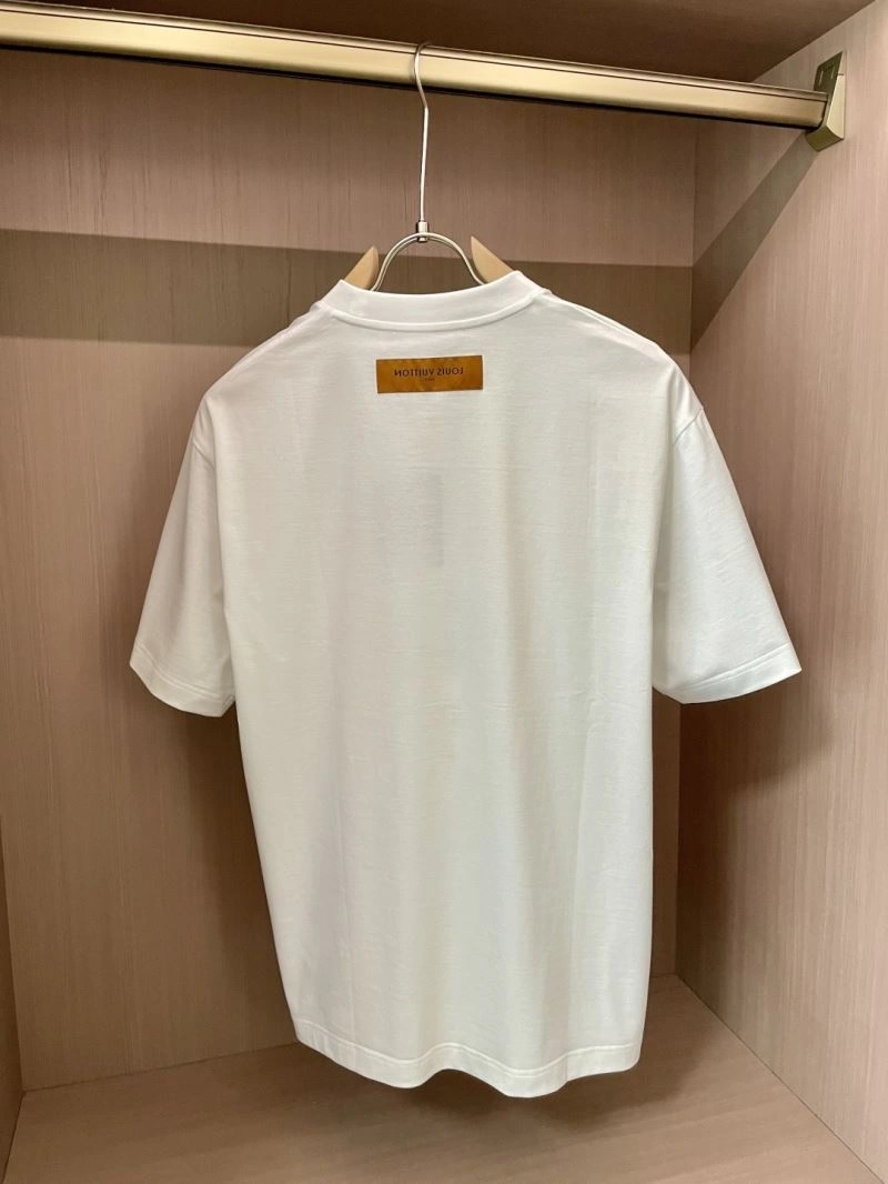 Louis Vuitton T-Shirts Casual 135587