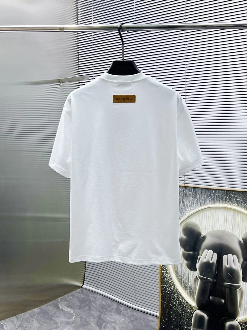 Stretchable Louis Vuitton T-Shirts 135584