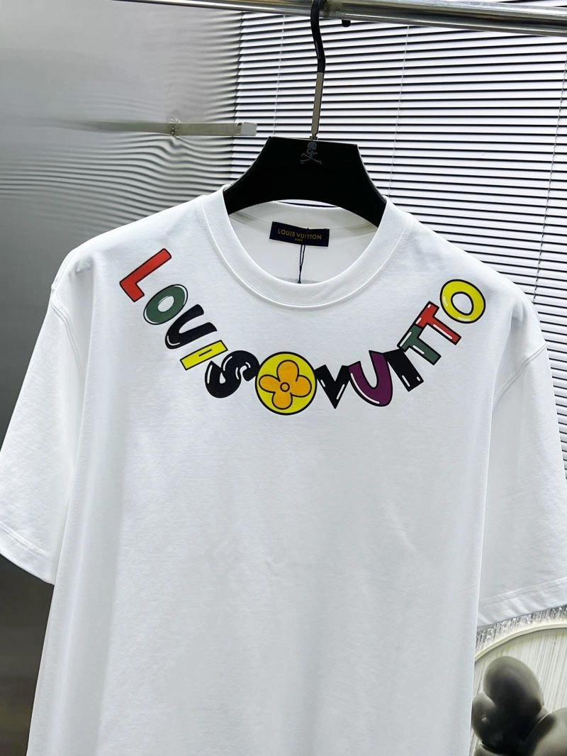 Stretchable Louis Vuitton T-Shirts 135584