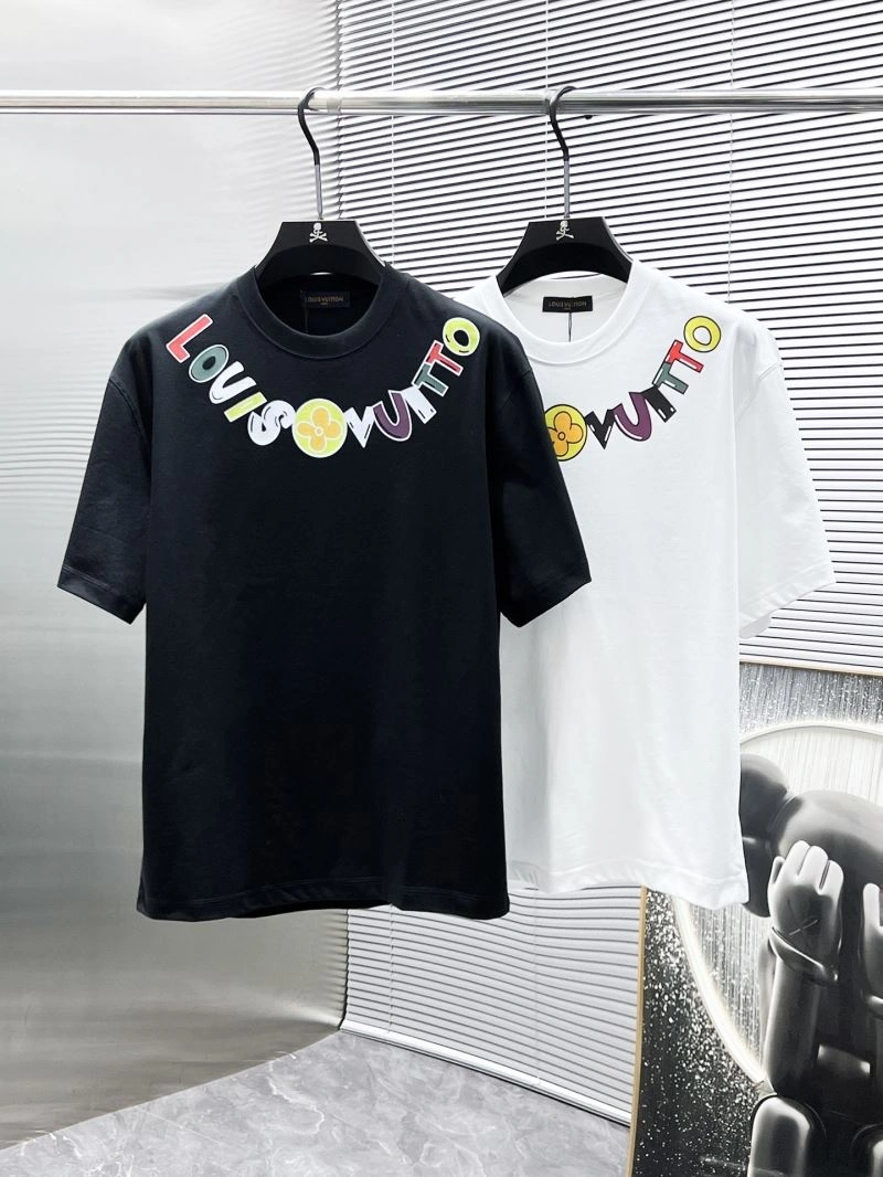 Stretchable Louis Vuitton T-Shirts 135584