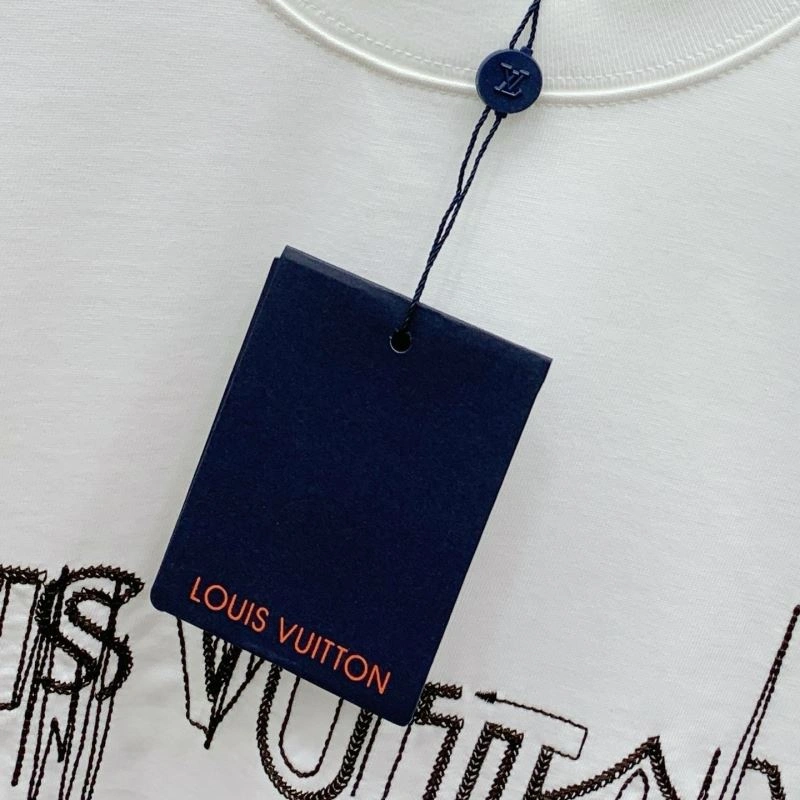 Durable Louis Vuitton T-Shirts 135582