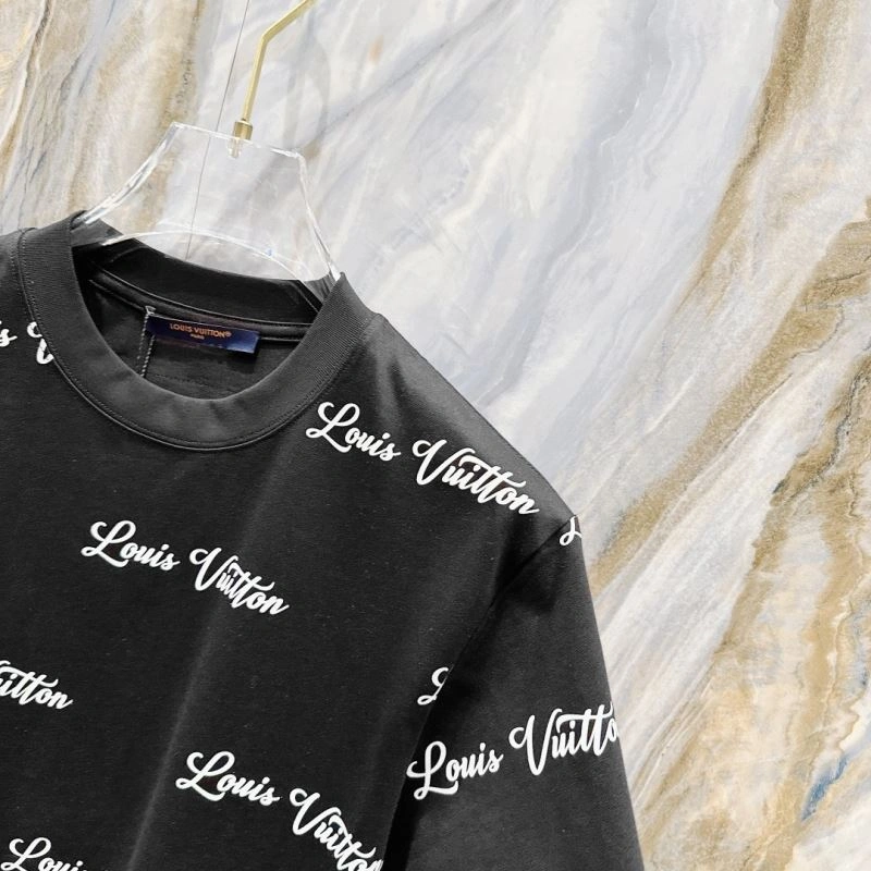 TechFriendly Louis Vuitton T-Shirts 135566