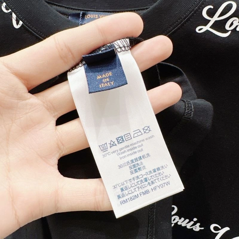 TechFriendly Louis Vuitton T-Shirts 135566