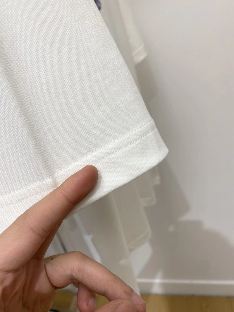 Durable Louis Vuitton T-Shirts 135570