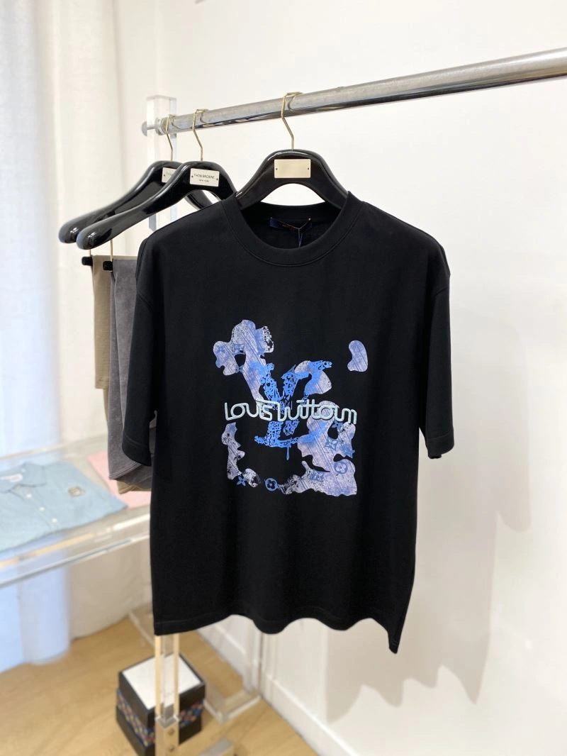 Louis Vuitton T-Shirts FashionForward 135573
