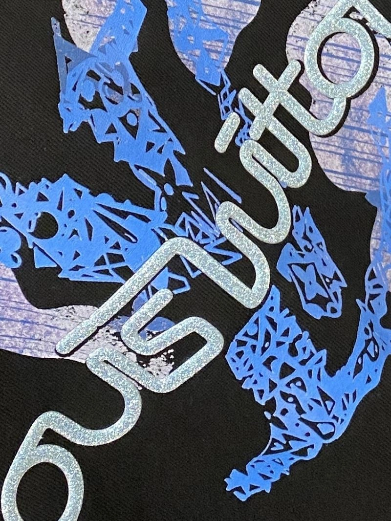 Louis Vuitton T-Shirts FashionForward 135573