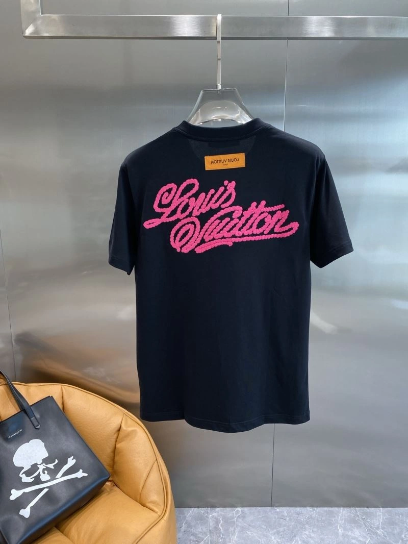 Louis Vuitton T-Shirts Flexible 135562