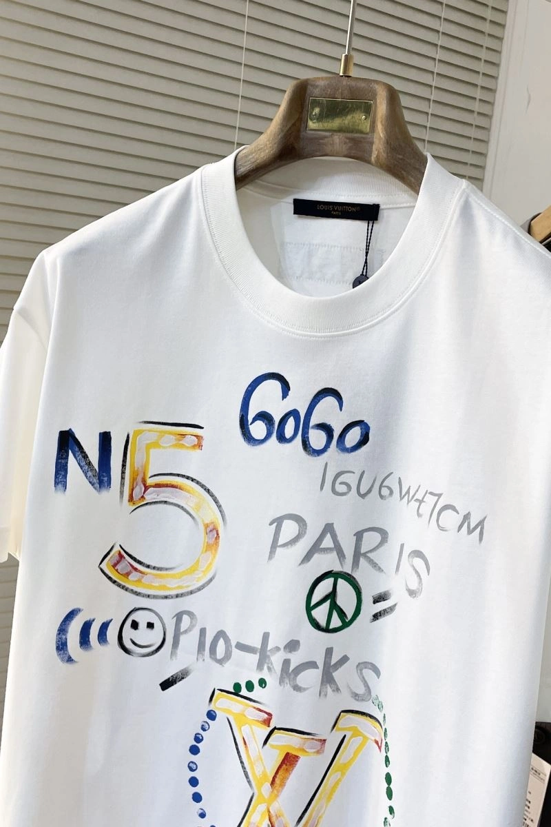 TechFriendly Louis Vuitton T-Shirts 135580