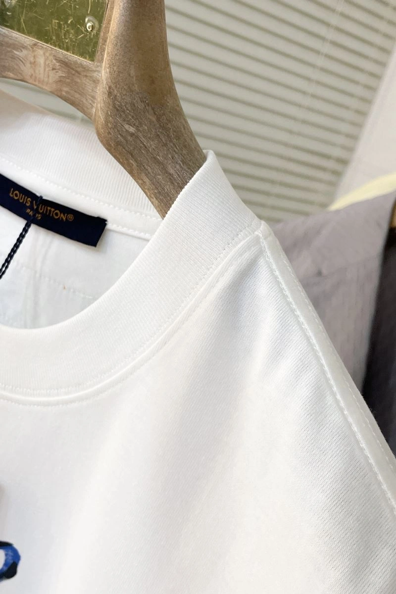 TechFriendly Louis Vuitton T-Shirts 135580