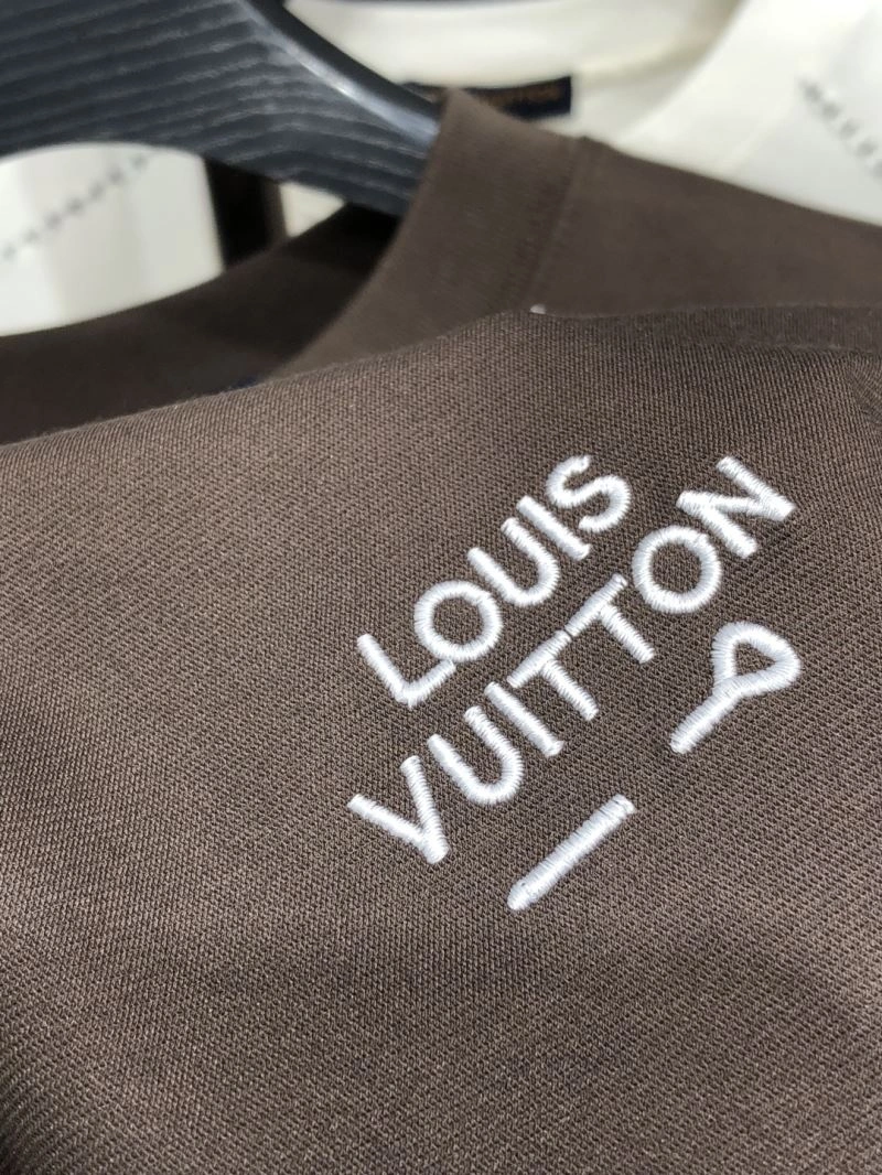 FastDry Louis Vuitton T-Shirts 135568