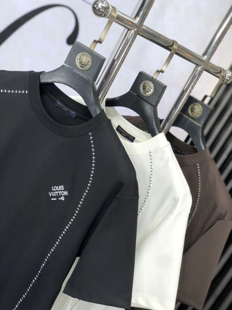 Louis Vuitton T-Shirts Soft 135557
