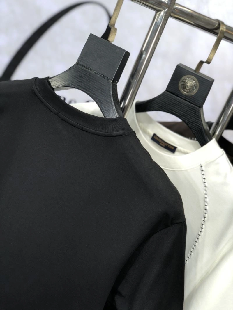 Louis Vuitton T-Shirts Soft 135557