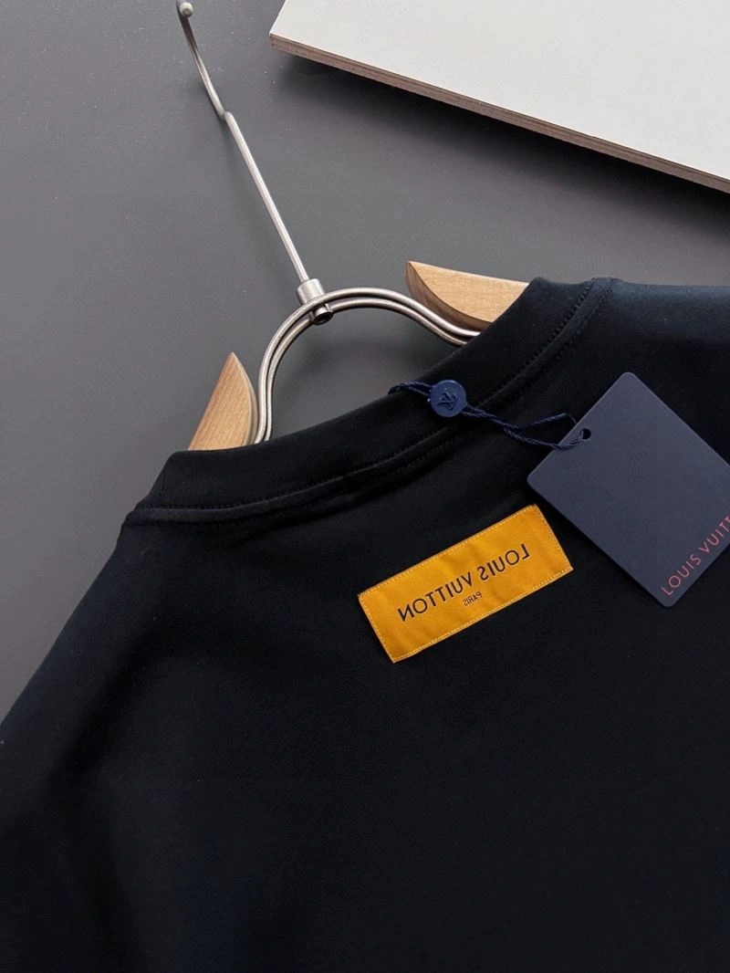 Louis Vuitton T-Shirts Efficient 135564