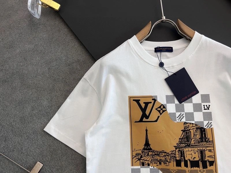 Timeless Louis Vuitton T-Shirts 135576