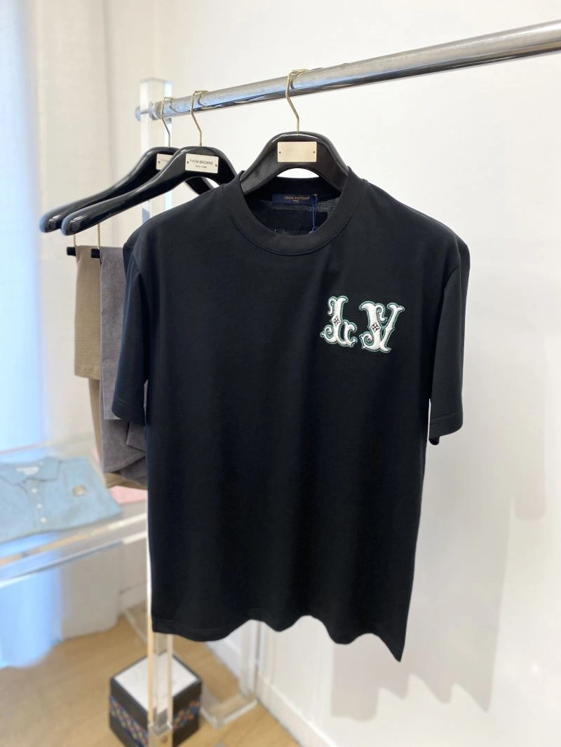 Louis Vuitton T-Shirts HighPerformance 135559