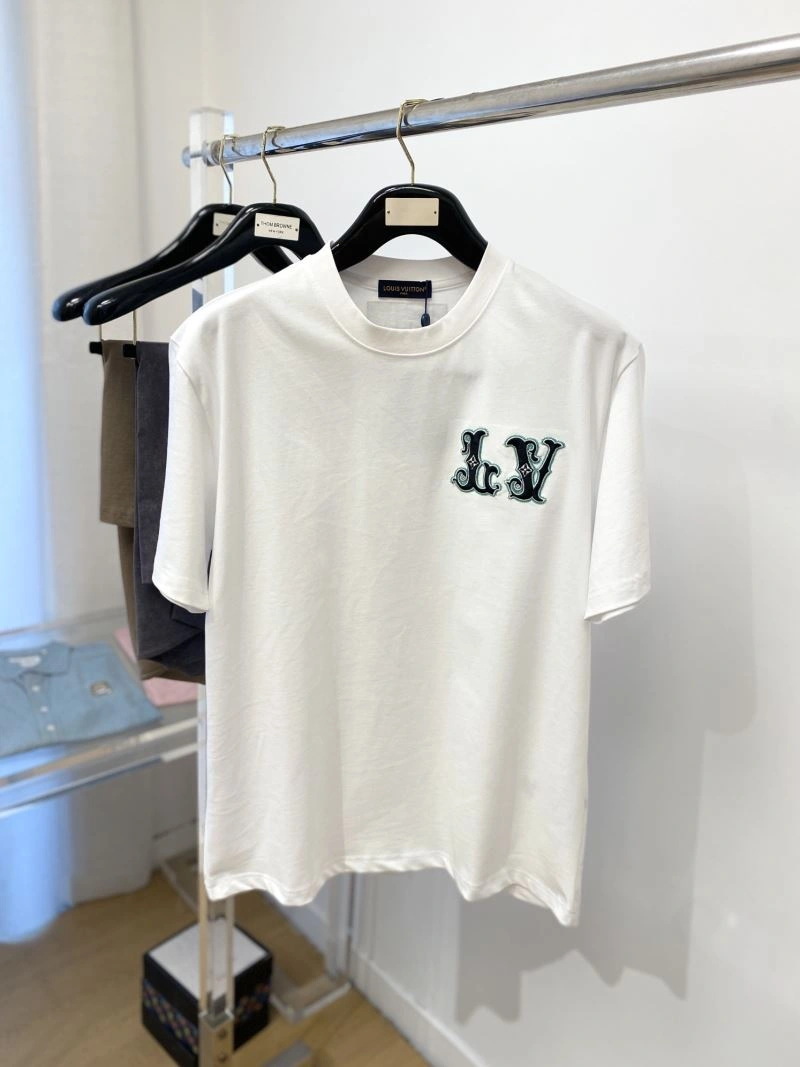 TechFriendly Louis Vuitton T-Shirts 135558