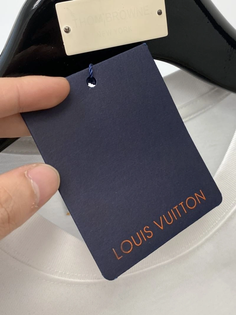 TechFriendly Louis Vuitton T-Shirts 135558